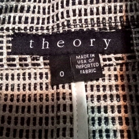 Theory S/L Raw Edge Vest - Picture 6 of 7